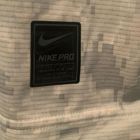 Nike Pro Men's Camouflage T-Shirt - Gray - Picture 4 of 7